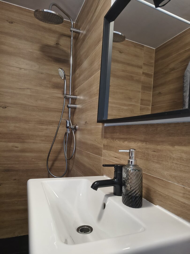 MADERA AGNIESZKA KAWECKA - 7