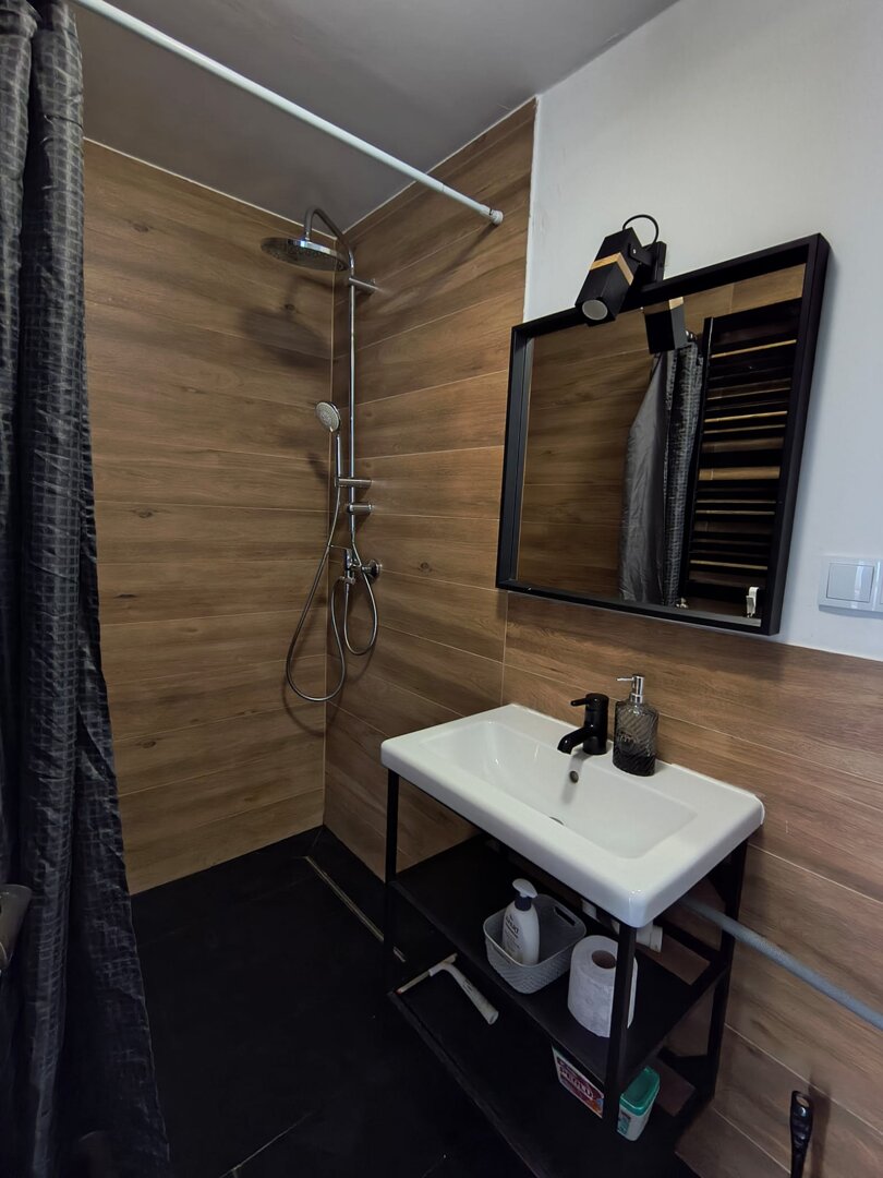 MADERA AGNIESZKA KAWECKA - 8