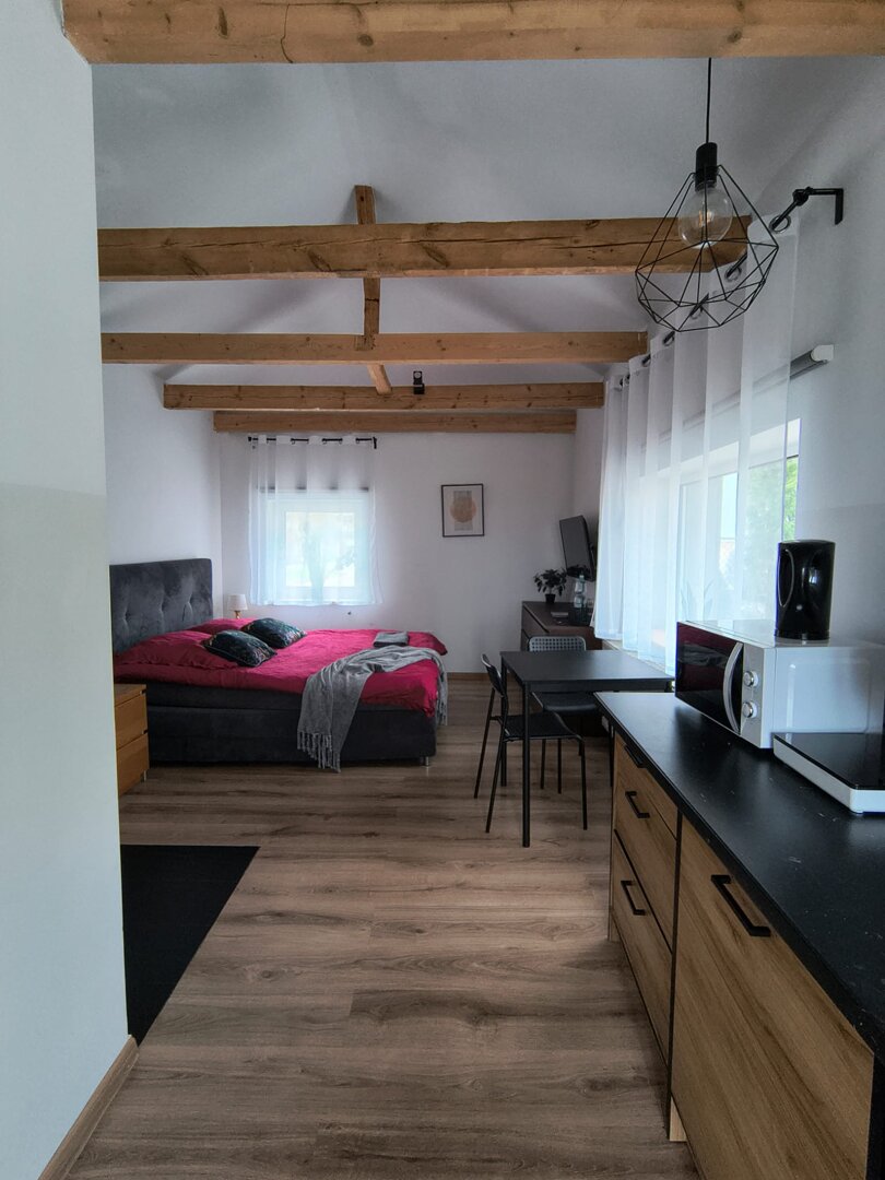 MADERA AGNIESZKA KAWECKA - 13